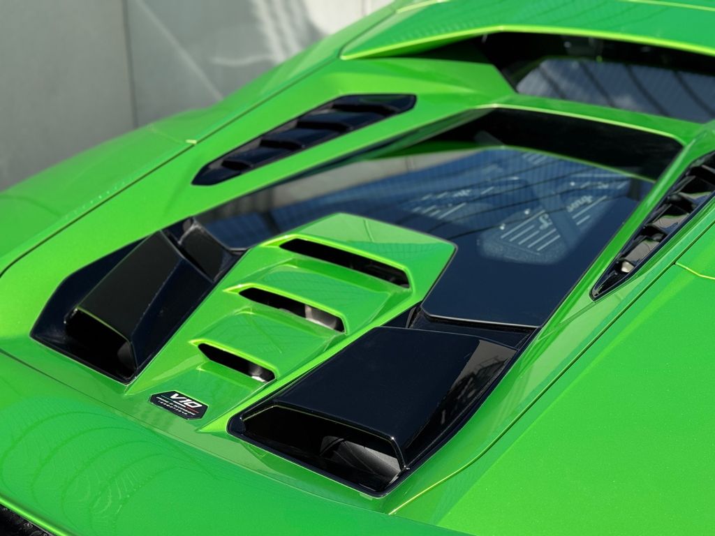 Lamborghini Huracán 2024