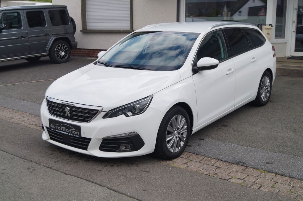 Peugeot 308 2021