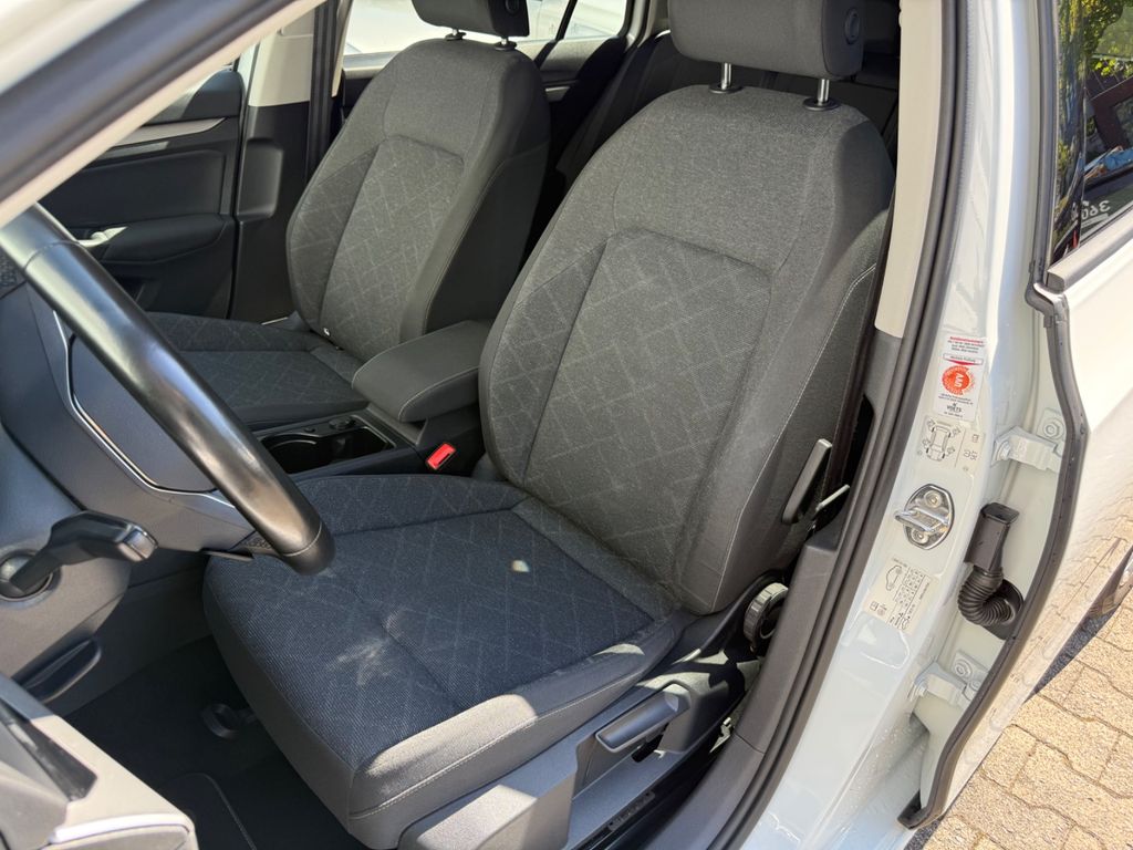 Volkswagen Golf 2021