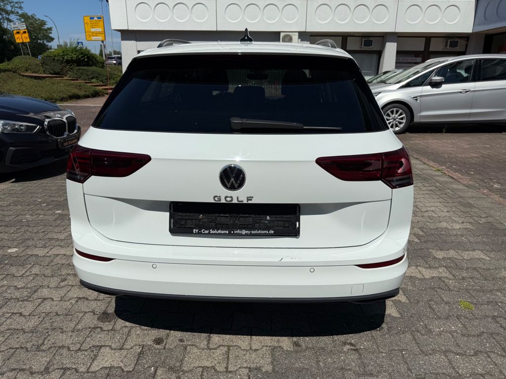 Volkswagen Golf 2021