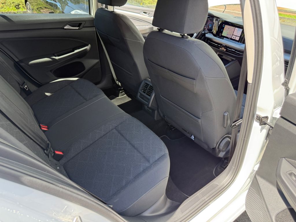 Volkswagen Golf 2021