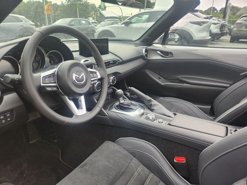 Mazda MX-5 2025