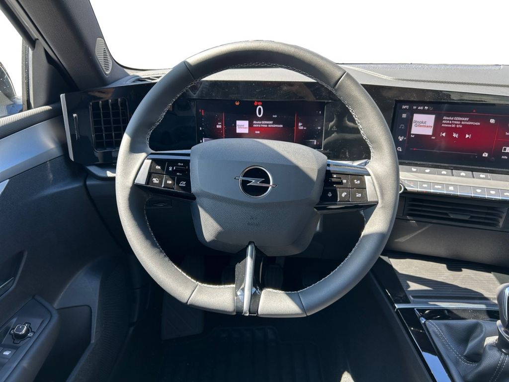 Opel Astra 2025