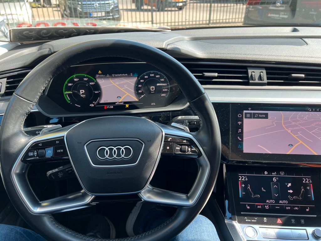 Audi e-tron 2019