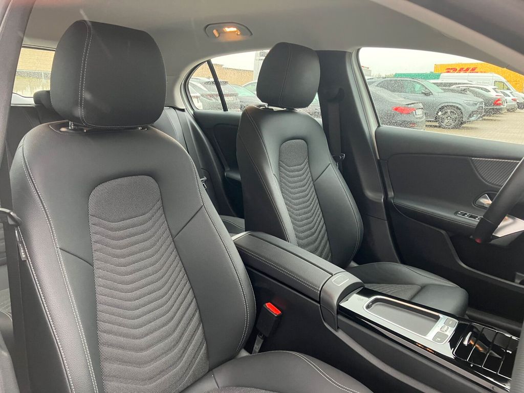 Mercedes-Benz A 200 2024