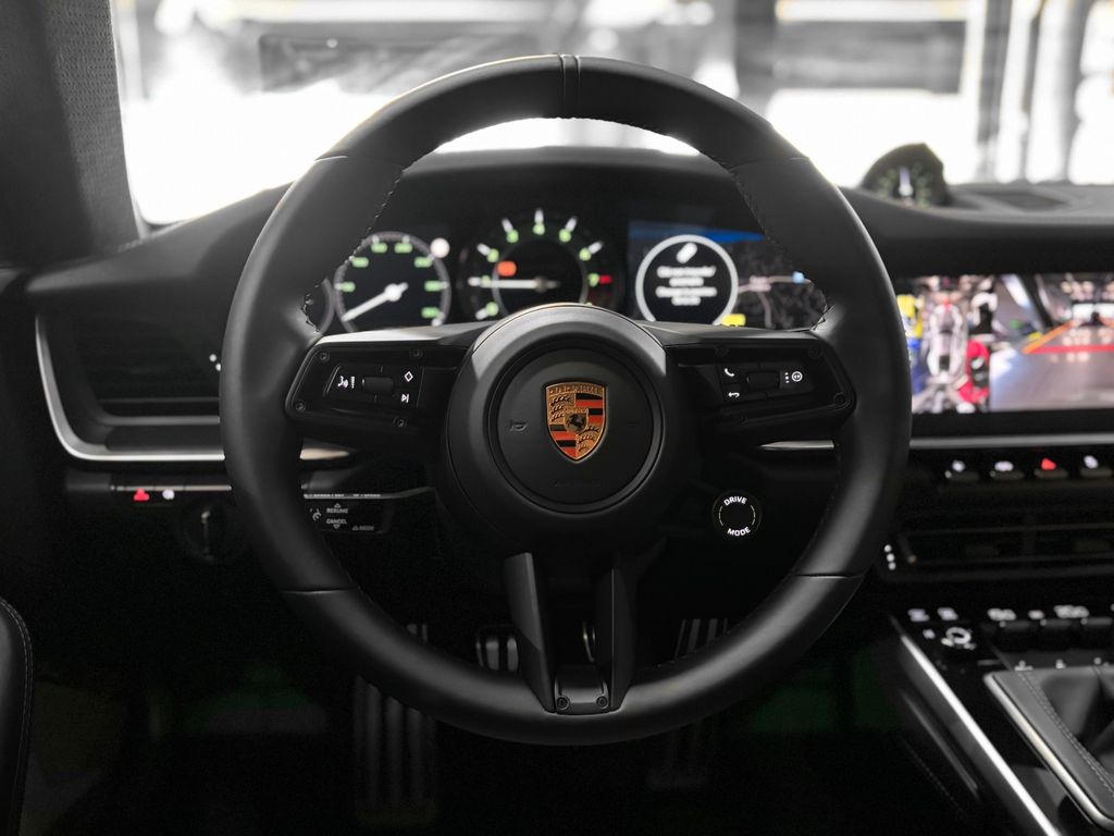 Porsche 992 2025