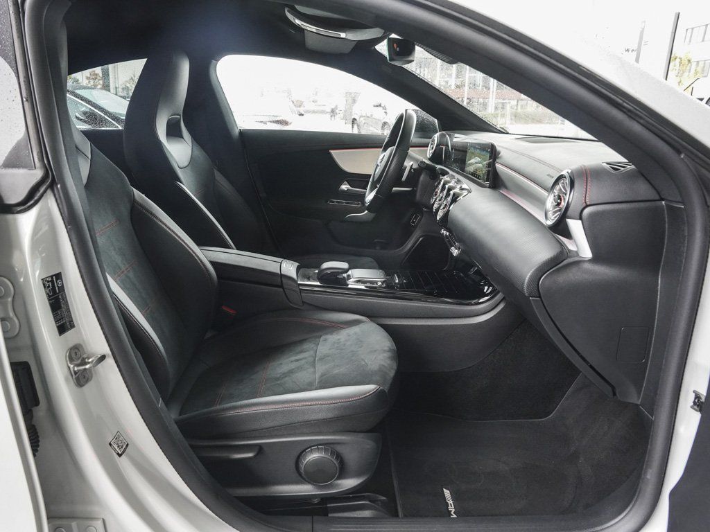 Mercedes-Benz CLA 250 2023