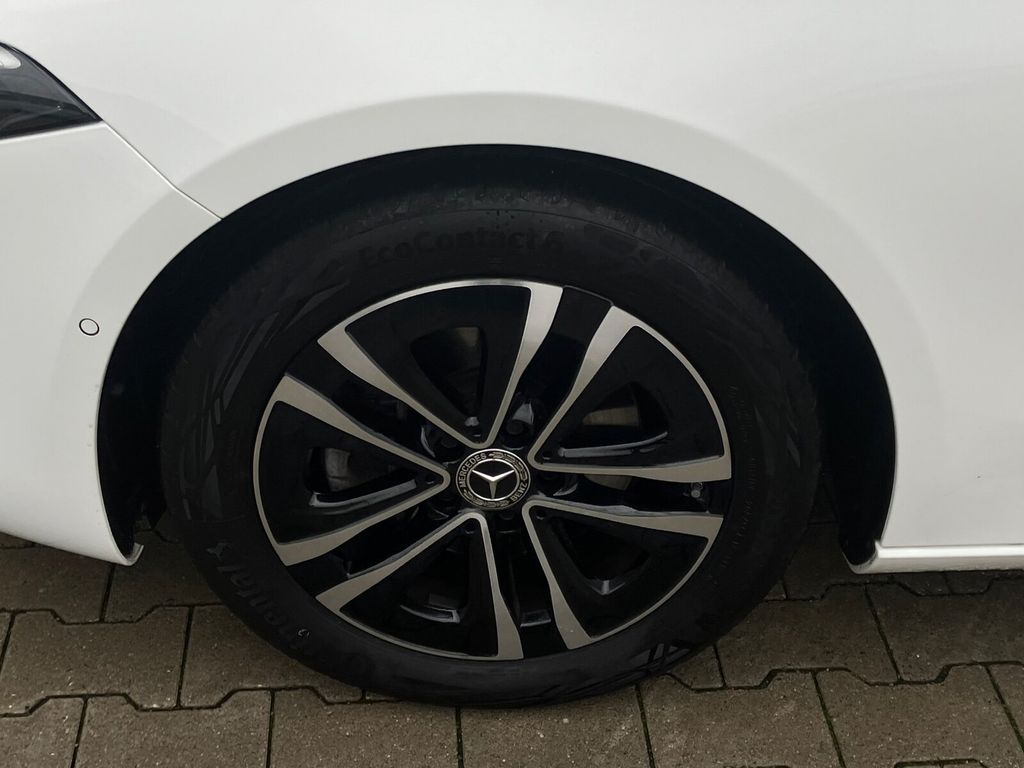 Mercedes-Benz A 200 2024