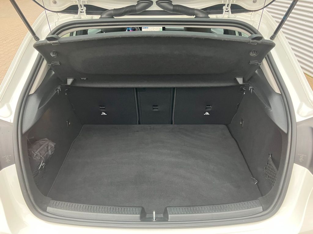 Mercedes-Benz A 200 2024