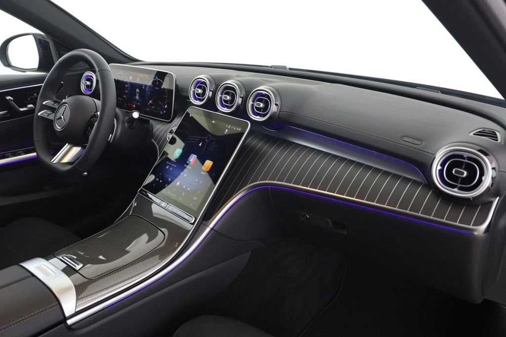 Mercedes-Benz C 220 2025