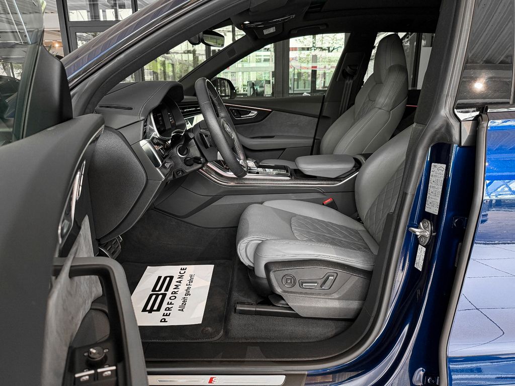 Audi SQ8 2021