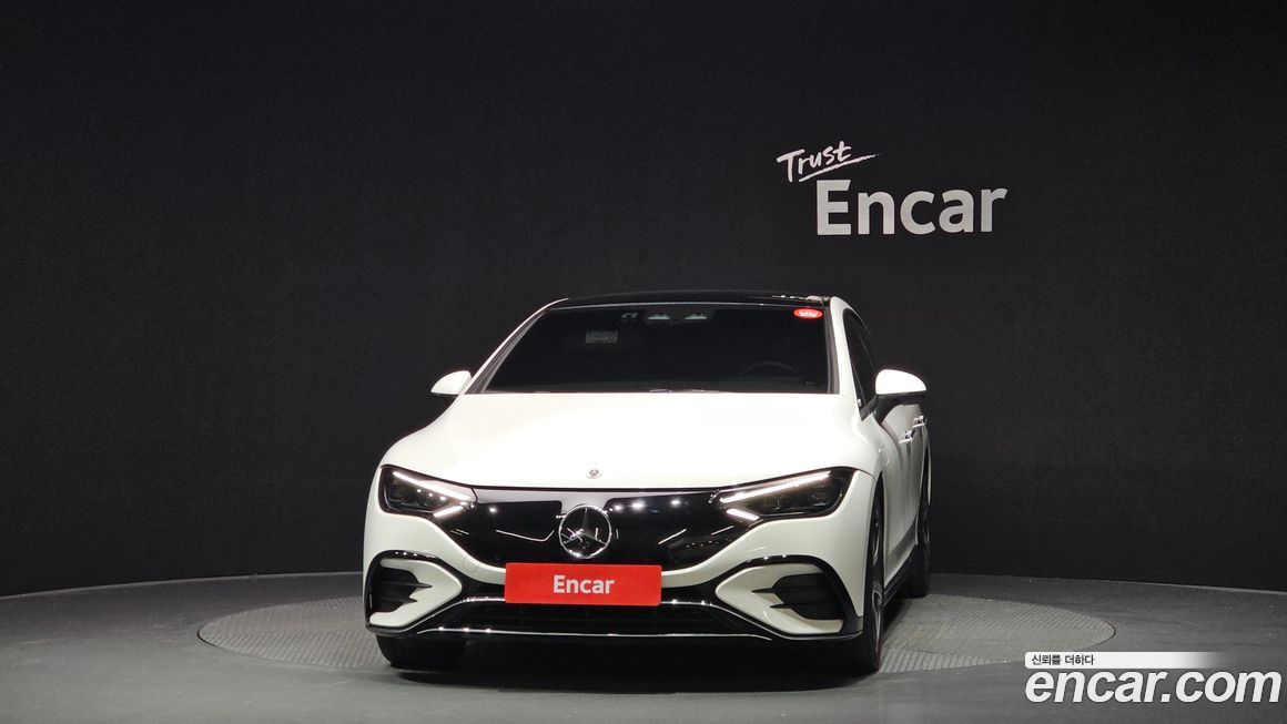 Mercedes-Benz EQE 2023