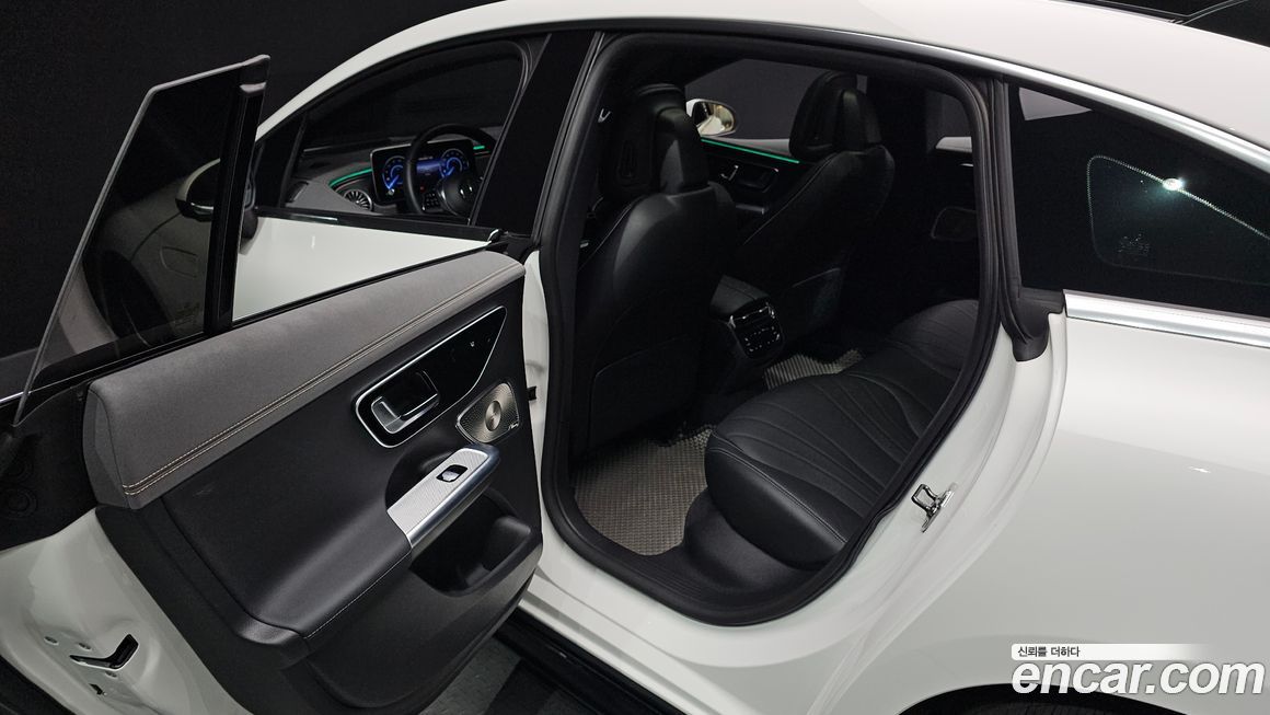 Mercedes-Benz EQE 2023