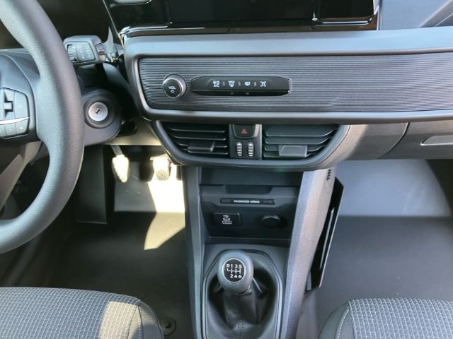 Ford Transit Courier 2025