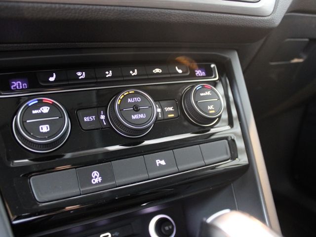 Volkswagen Touran 2021