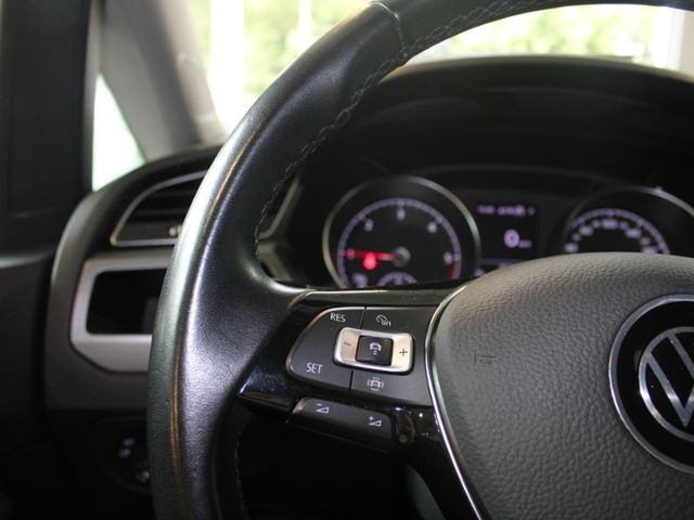 Volkswagen Touran 2021