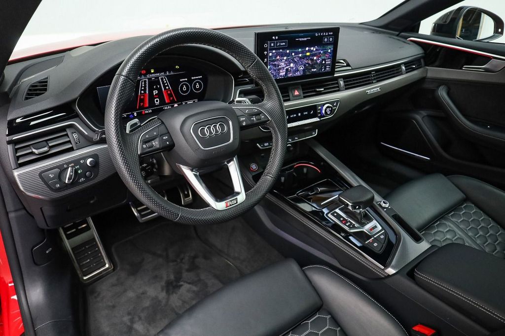Audi RS5 2024