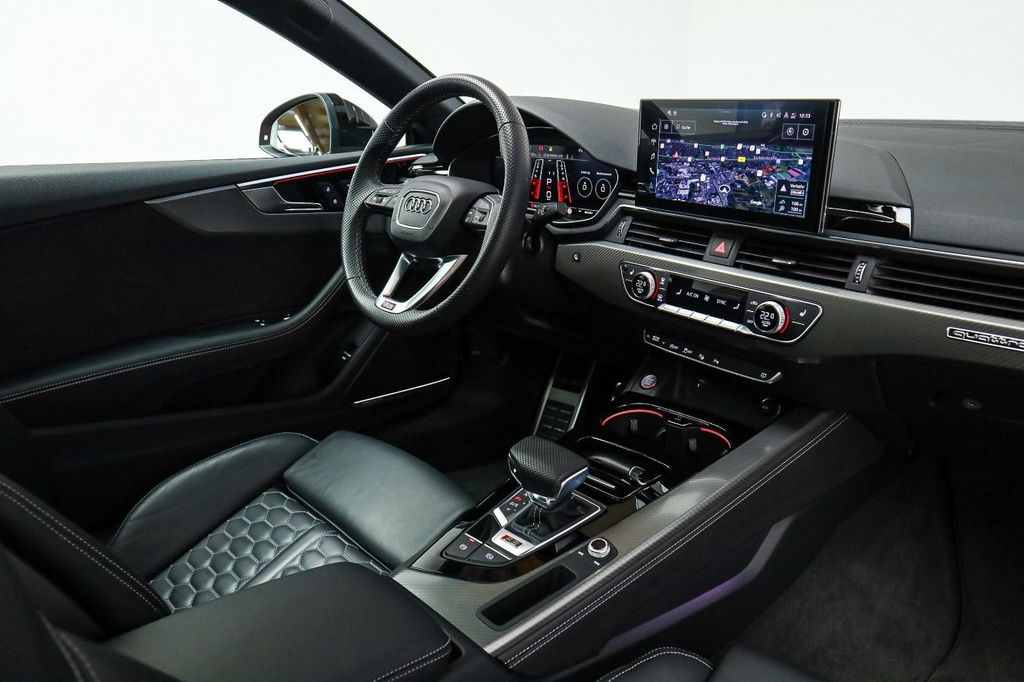 Audi RS5 2024