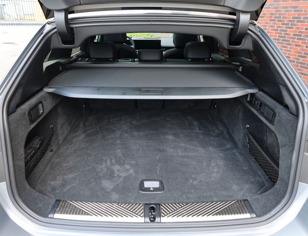 BMW 530 2025