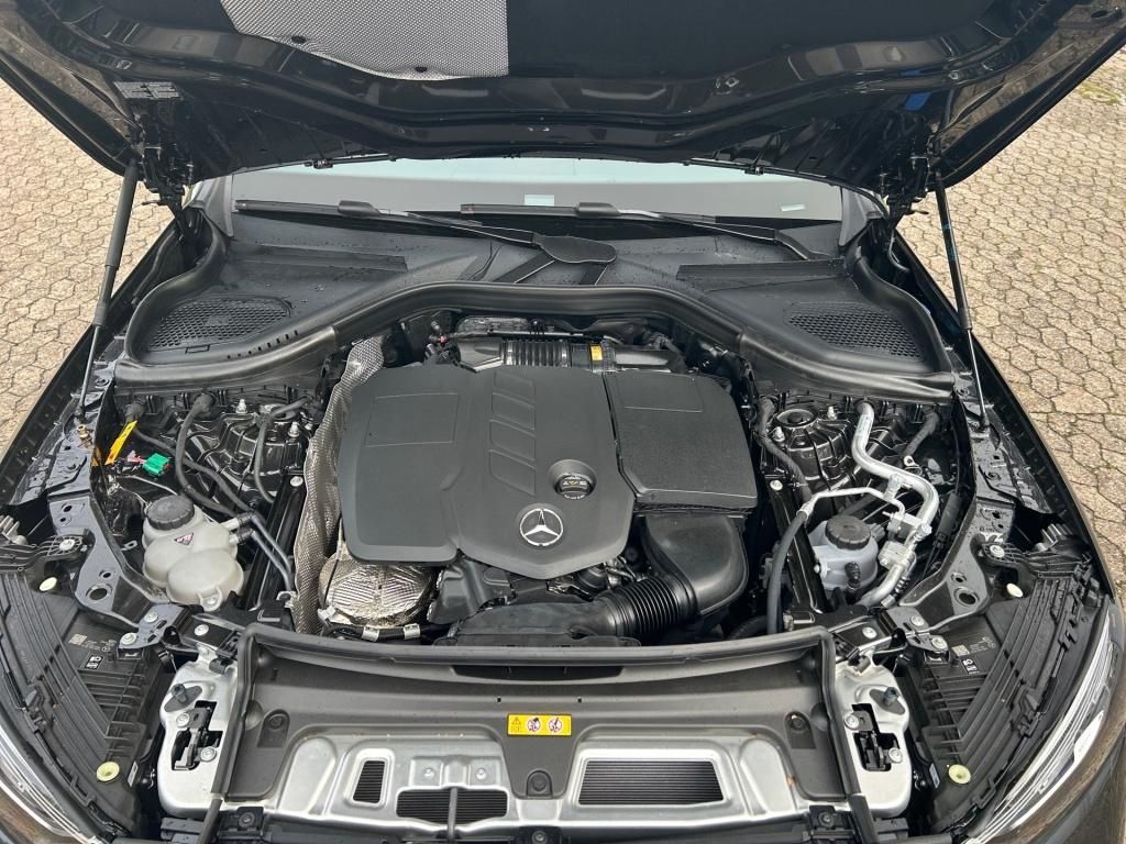 Mercedes-Benz GLC 300 2025