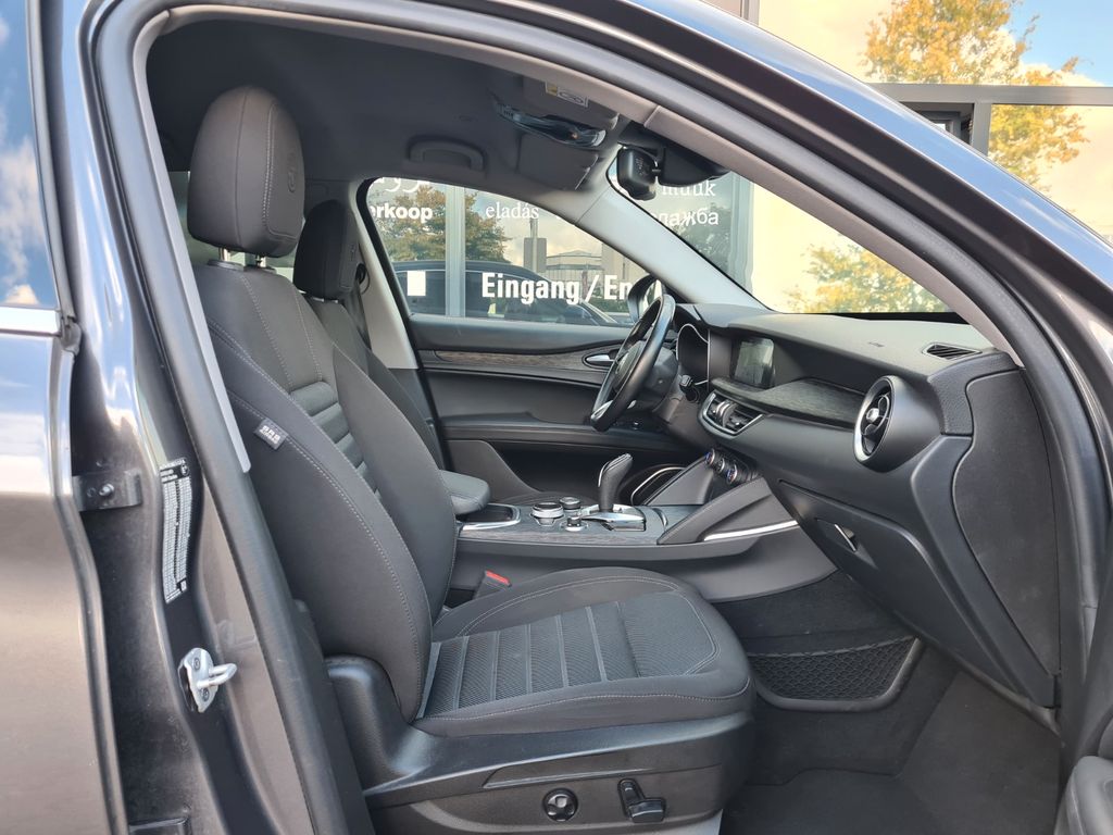 Alfa Romeo Stelvio 2020