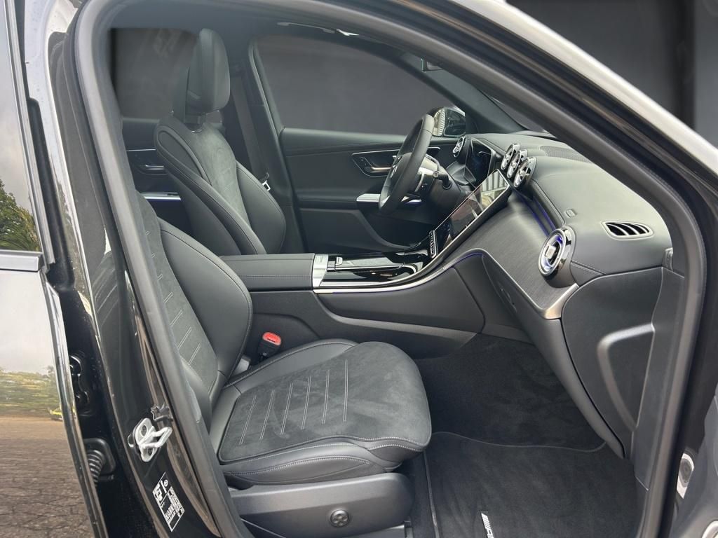 Mercedes-Benz GLC 300 2025