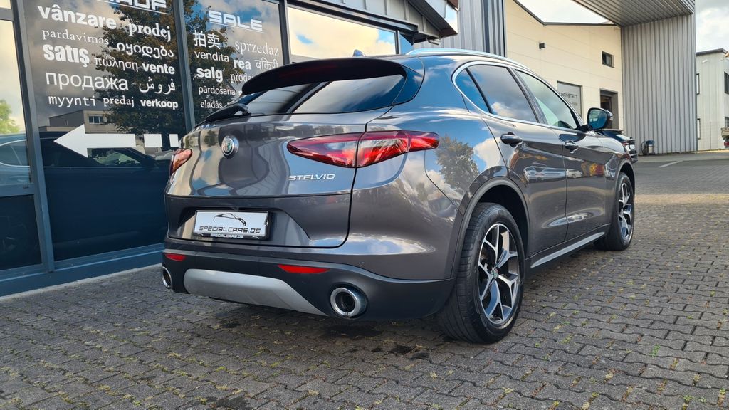 Alfa Romeo Stelvio 2020