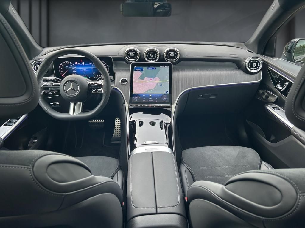 Mercedes-Benz GLC 300 2025