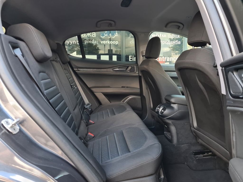 Alfa Romeo Stelvio 2020