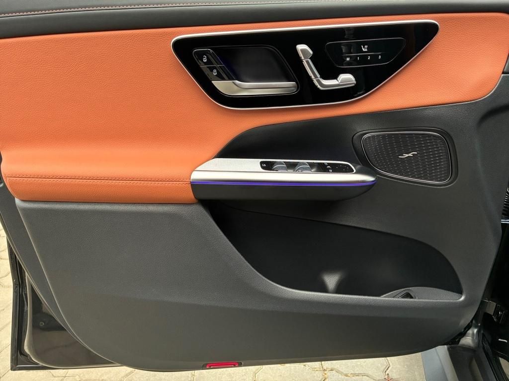 Mercedes-Benz GLC 300 2025