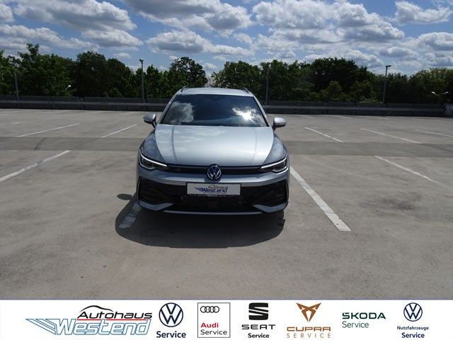 Volkswagen Golf 2025