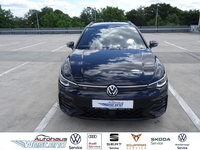 Volkswagen Golf 2025