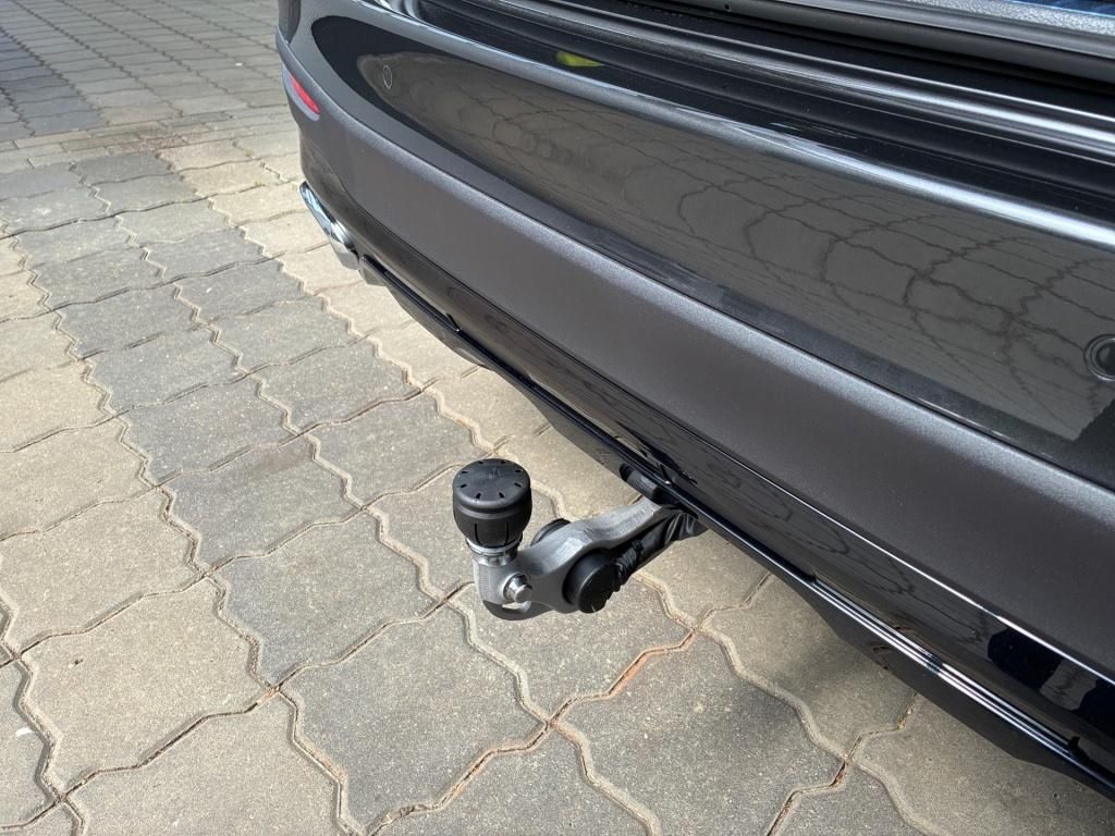 Mercedes-Benz GLC 300 2025