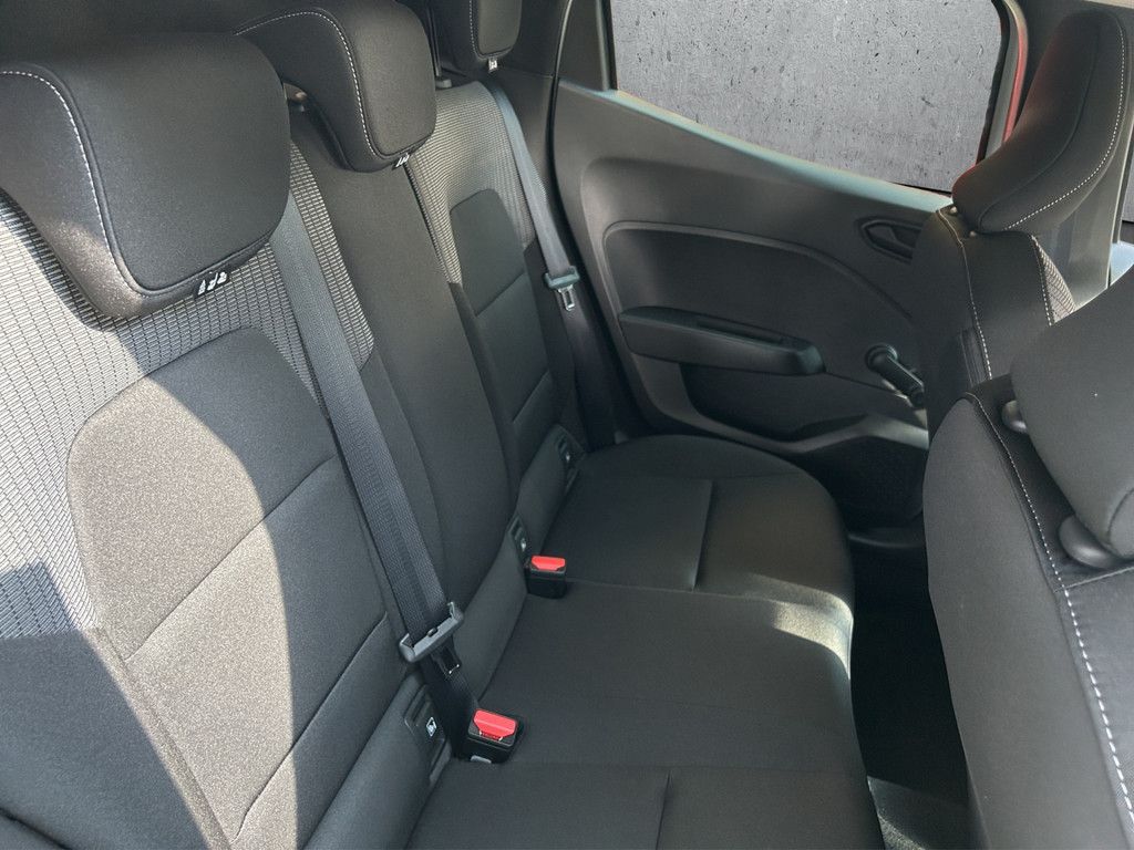 Mitsubishi Colt 2025