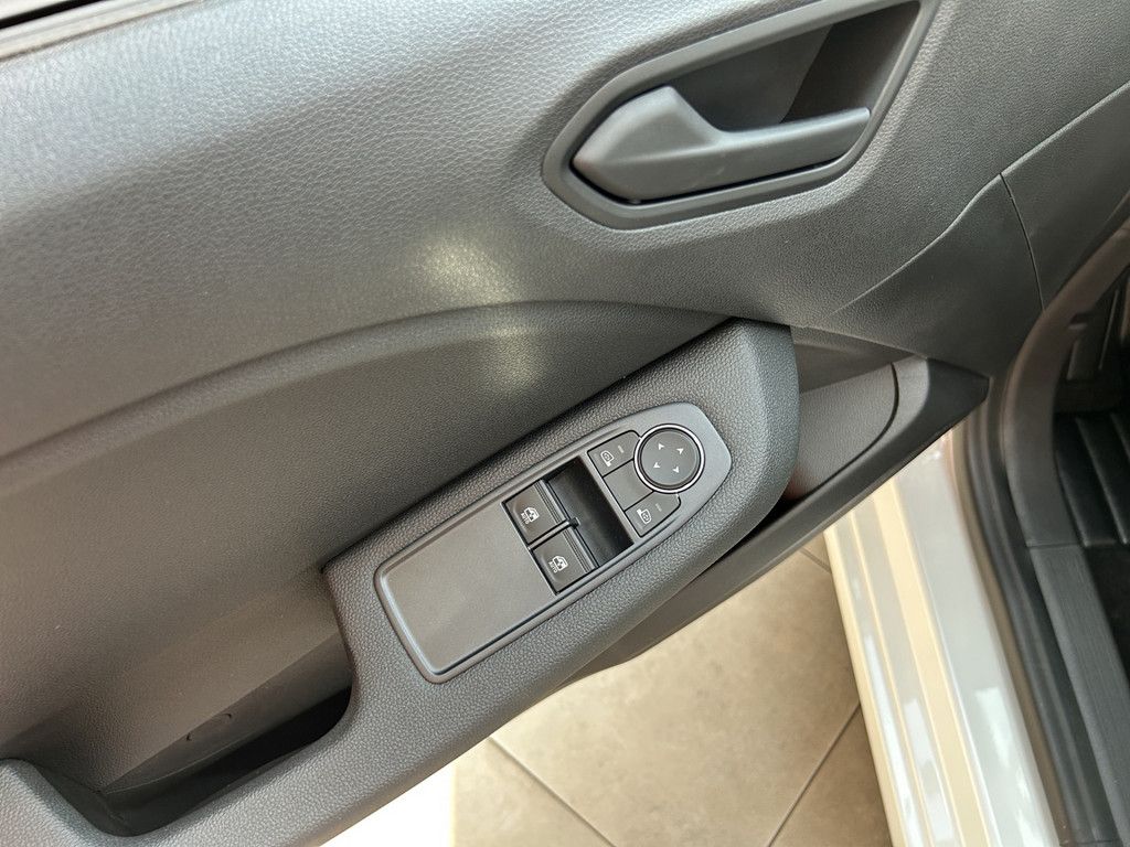 Mitsubishi Colt 2025