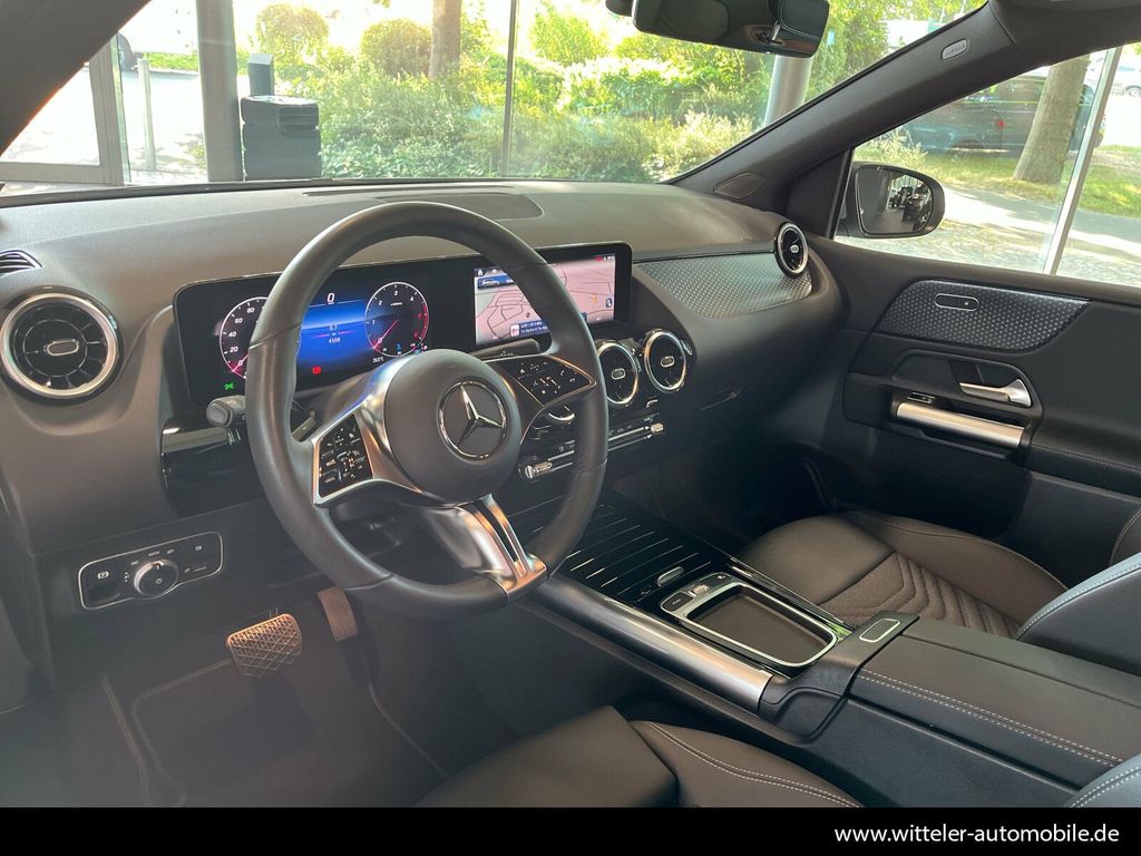 Mercedes-Benz B 200 2024