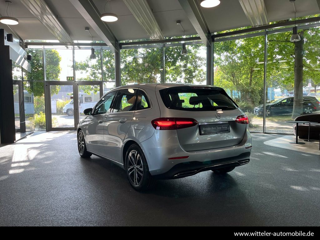 Mercedes-Benz B 200 2024