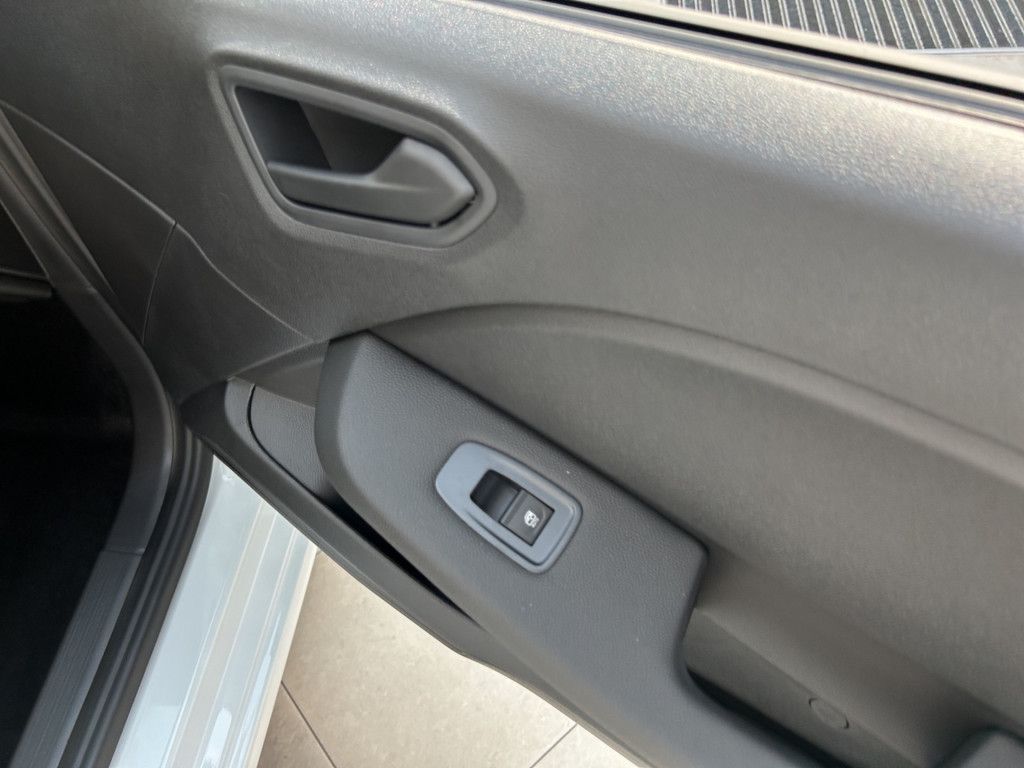 Mitsubishi Colt 2025