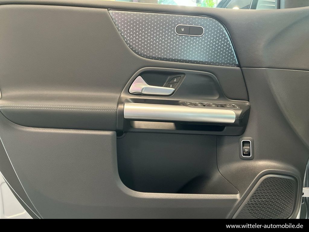 Mercedes-Benz B 200 2024