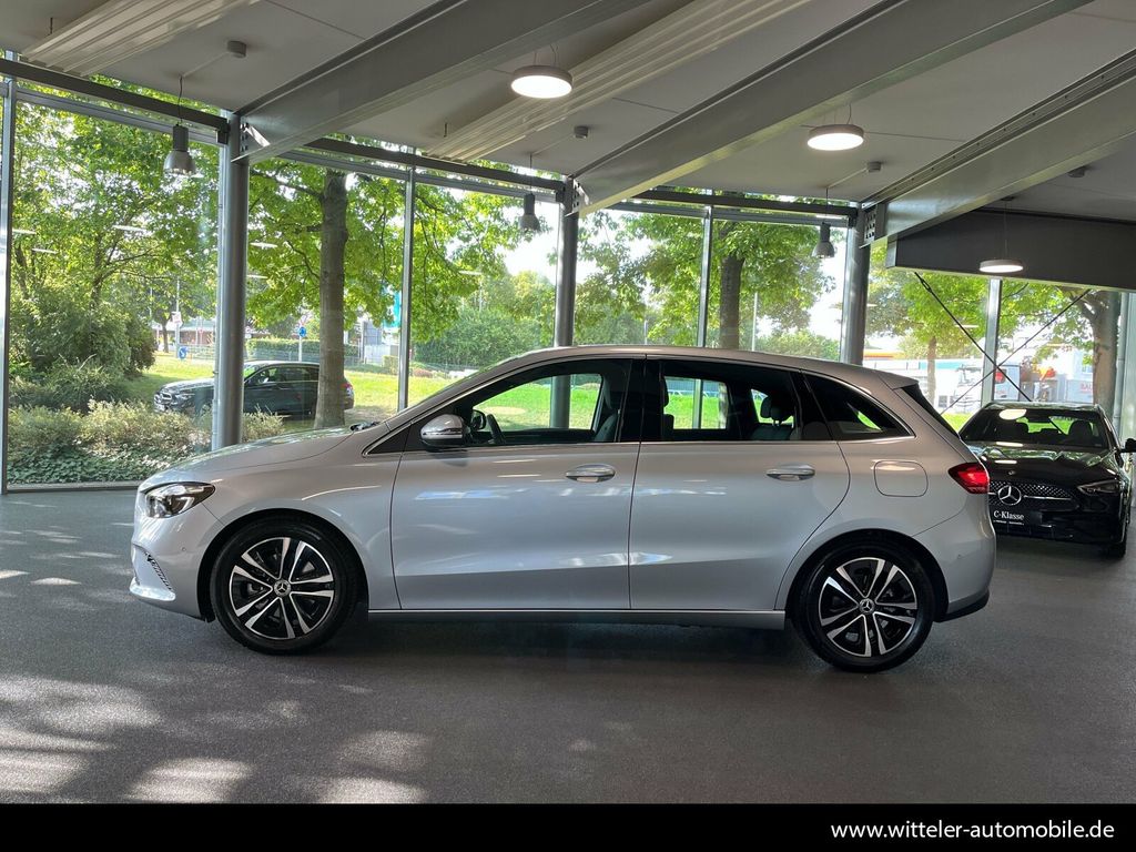 Mercedes-Benz B 200 2024