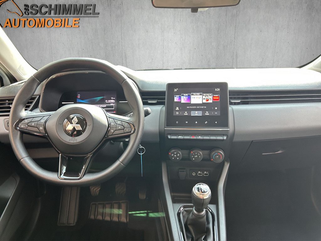 Mitsubishi Colt 2025