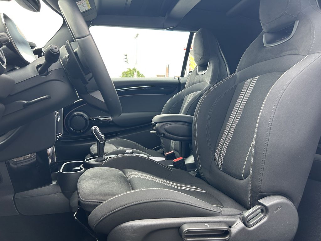 MINI John Cooper Works Cabrio 2023