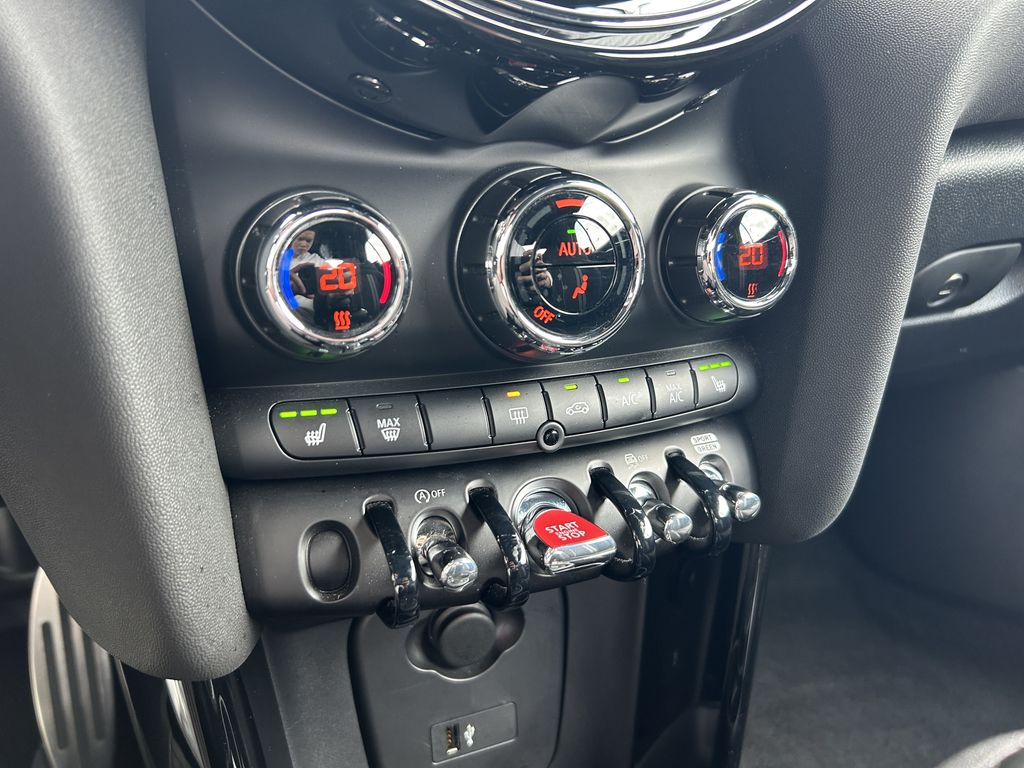 MINI John Cooper Works Cabrio 2023