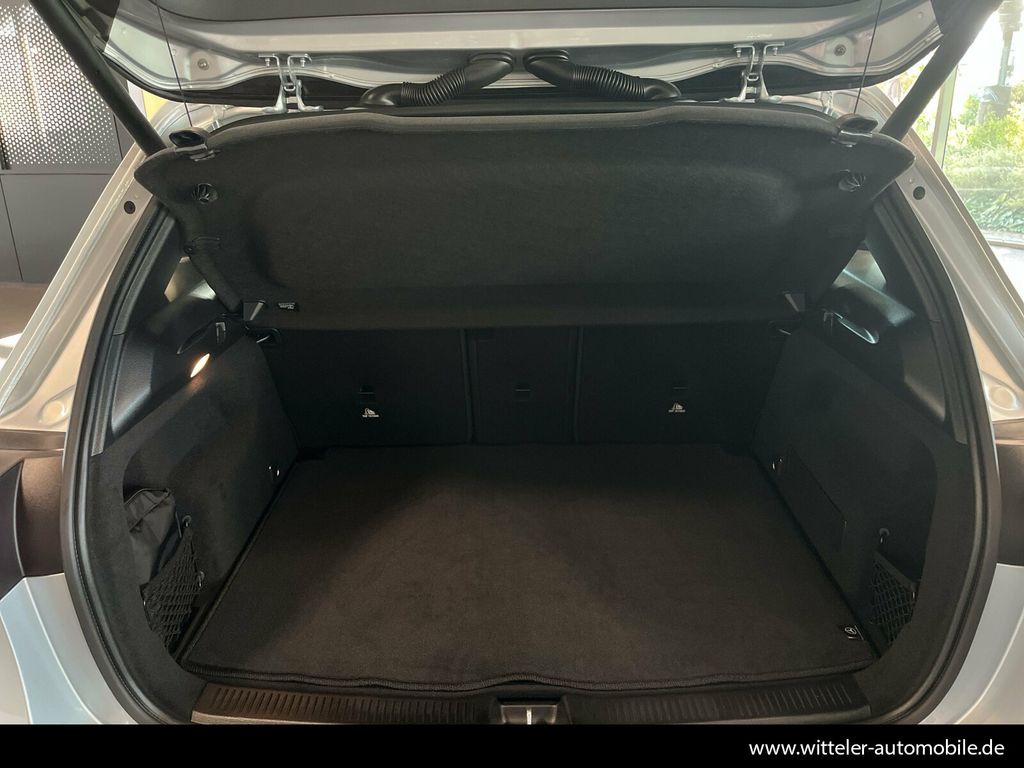 Mercedes-Benz B 200 2024