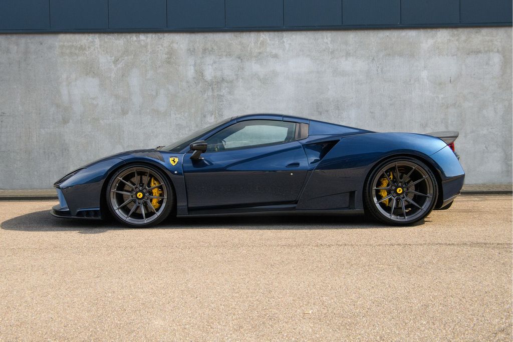 Ferrari F8 2022