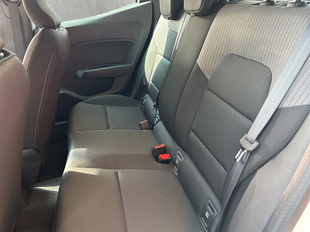 Mitsubishi Colt 2025