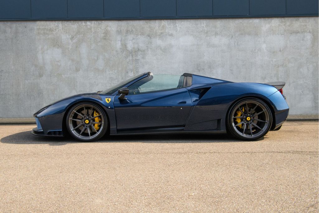 Ferrari F8 2022