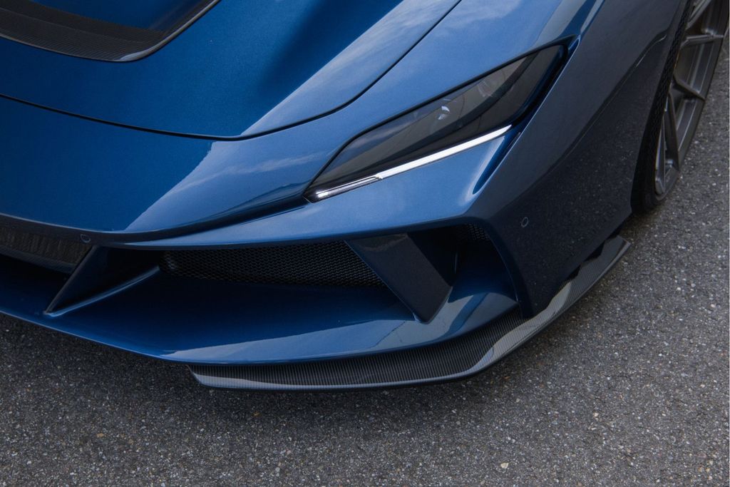 Ferrari F8 2022