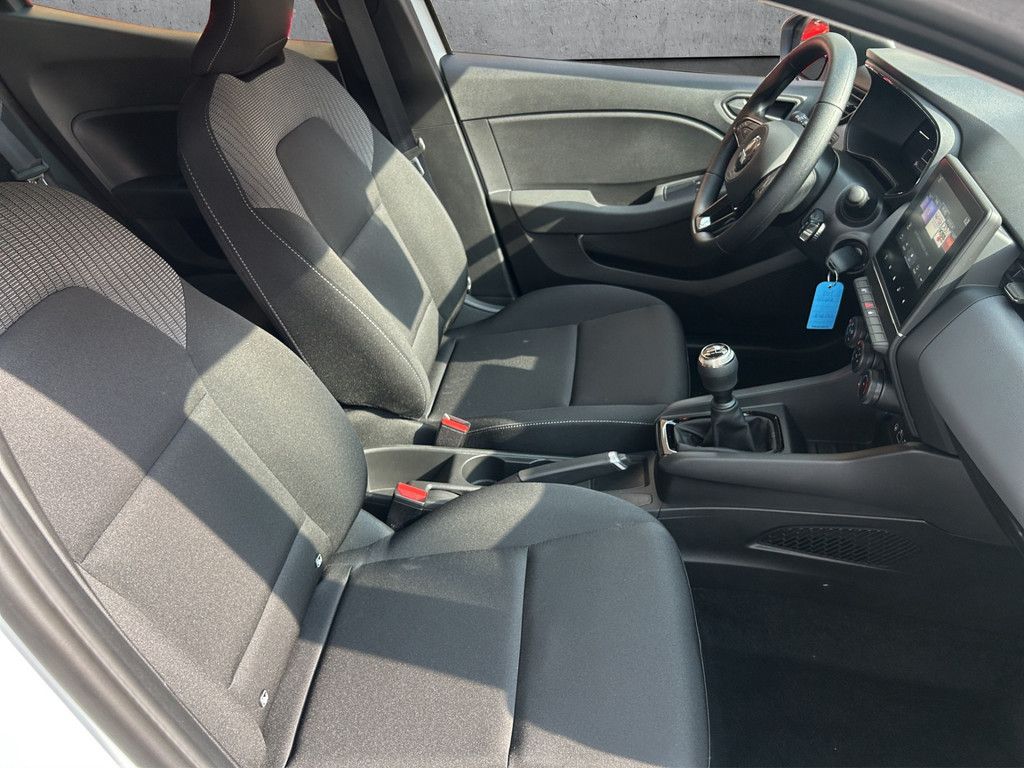 Mitsubishi Colt 2025