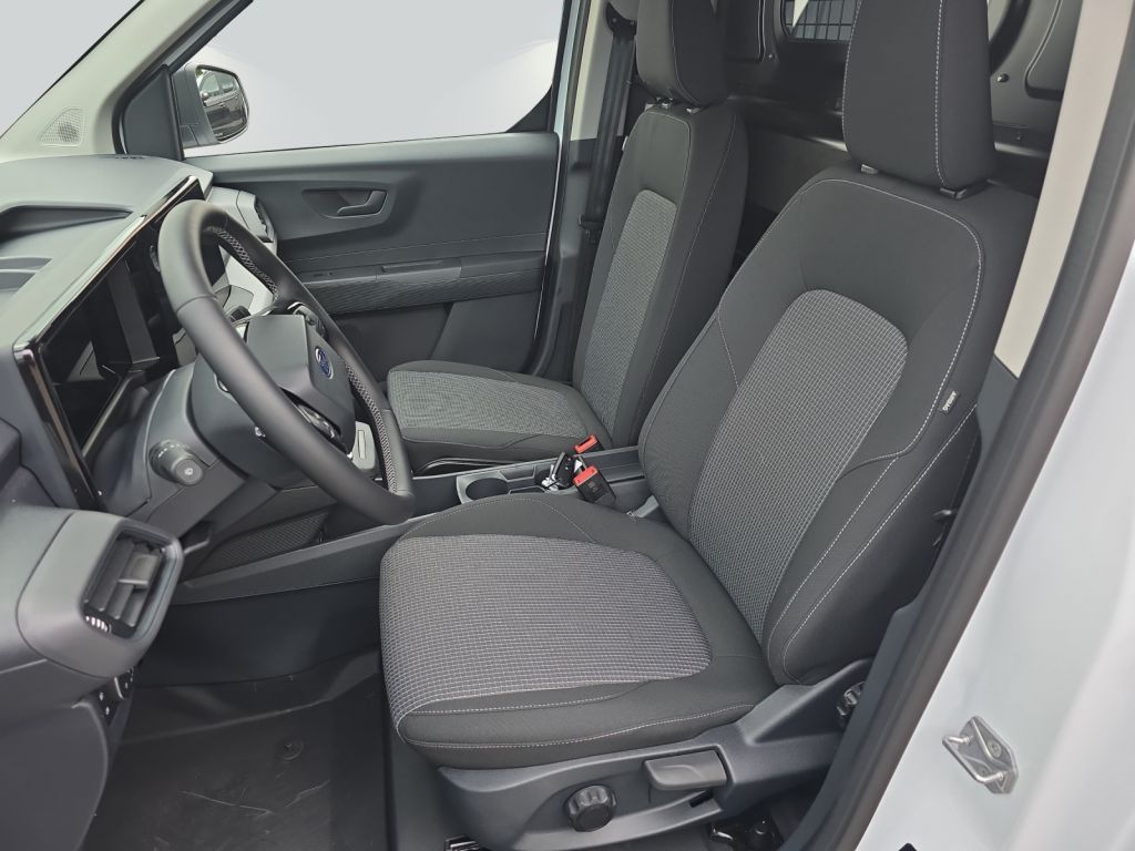 Ford Transit Courier 2025